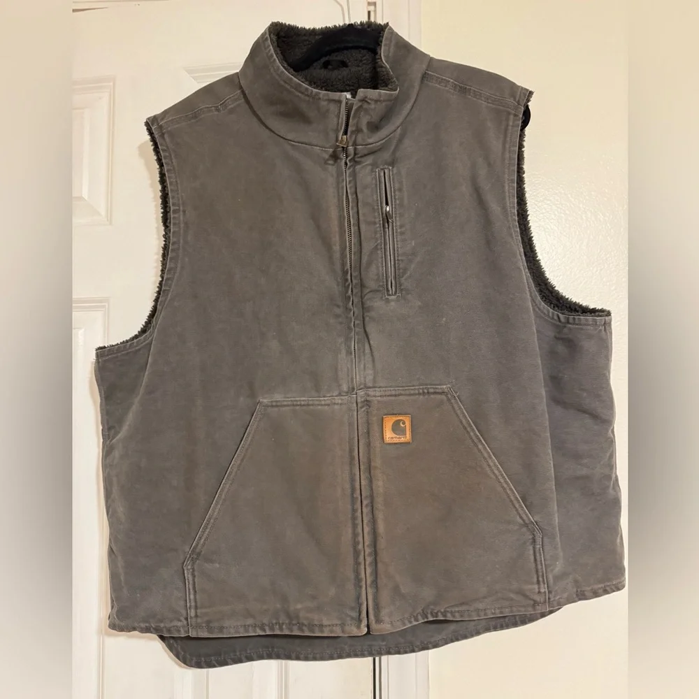 Carhartt great preowned